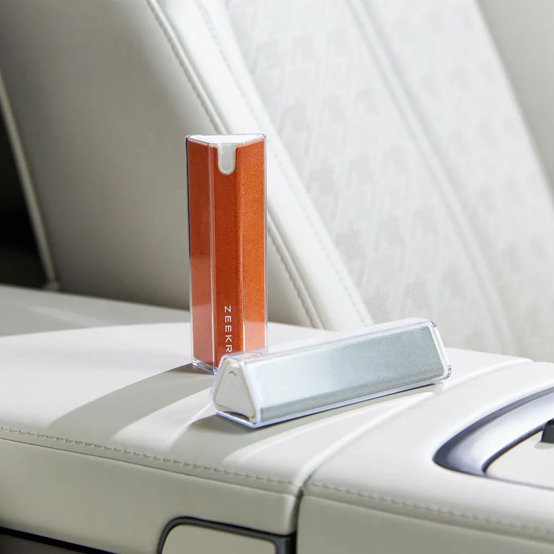 Car fragrance diffusers